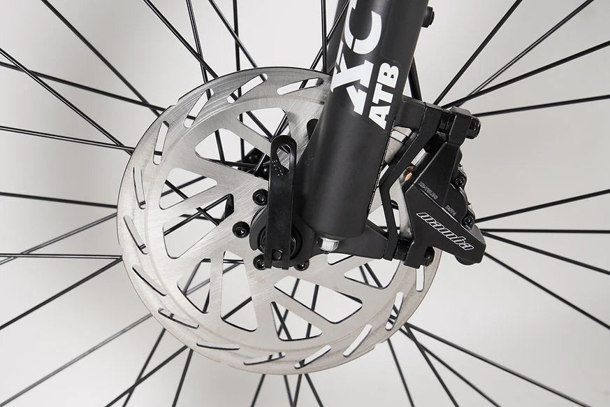 Saltebikes: 2025 Mamba Double Strike V2 E-Bike showcasing sleek design, dual suspension, and powerful Bafang motor for all-terrain performance.